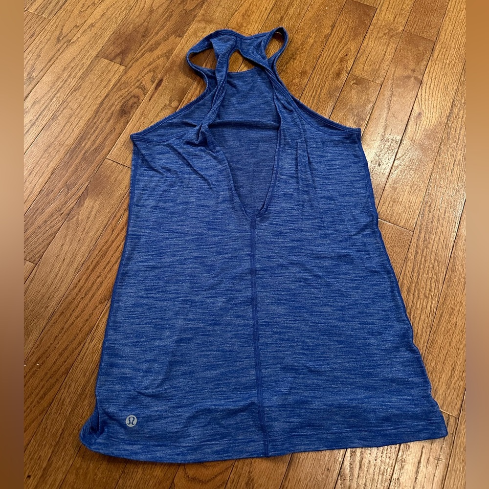 Lululemon twist tank